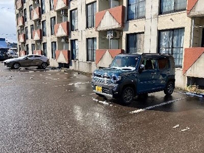 カーサ古沢 駐車場