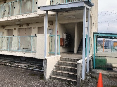 グリーンハイツ古沢 入口