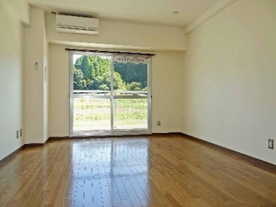 グランドハイツ日本海 室内