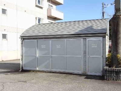 グランドハイツ日本海 ゴミ収集場