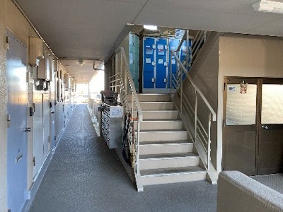 あーばんはいつ 階段/通路